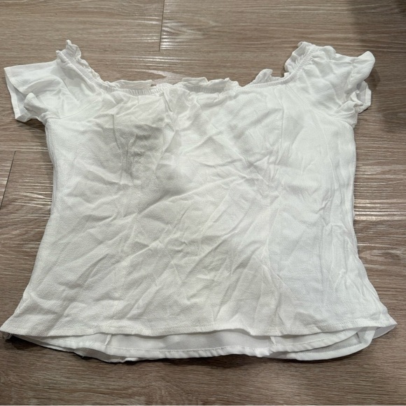 Superdown Ruffle Neck Off the Shoulder Blouse - Picture 5 of 5